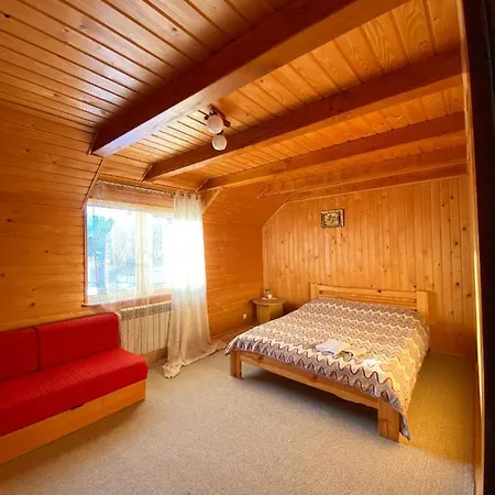 Faina House Konukevi Yaremche