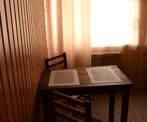 Faina House Konukevi