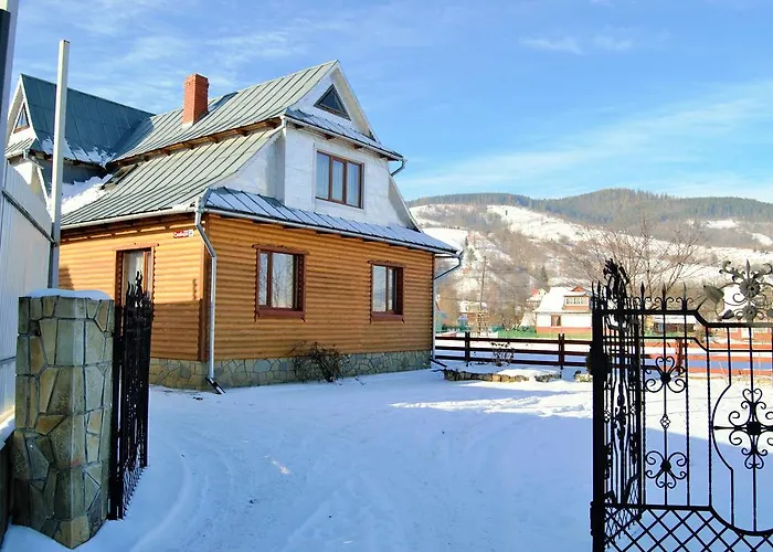 Konukevi Faina House Yaremche